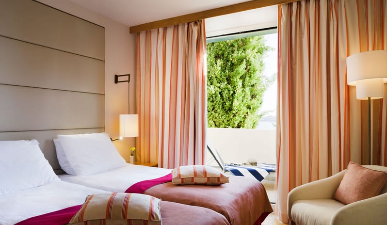 SUN GARDENS -TWO  BEDROOM RESIDENCE SEA VIEW TWIN BED